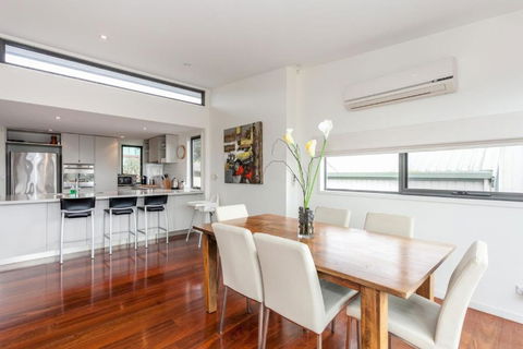 Sandy Beach One - Accommodation Perth 1