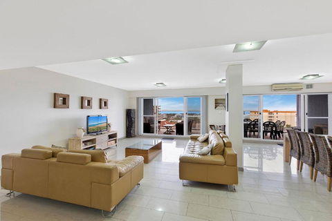 Sandy Cove Apartment The Entrance 48a - Perth Resorts 1