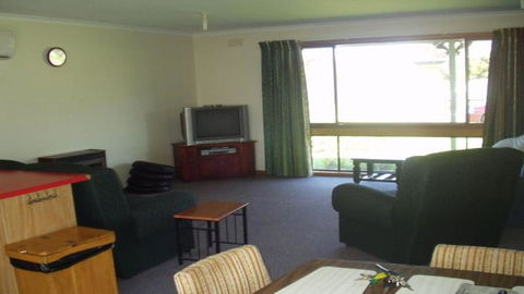 Sandy Escape - Accommodation Perth 3