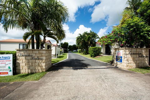 Sarina Palms Caravan And Cabins Village - Perth Resorts 0