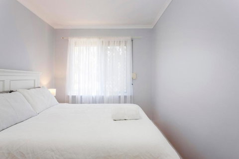 Serenity Haven - Accommodation Perth 2