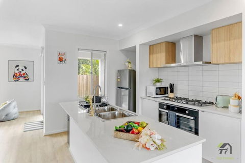 Serenity Stay In Richlands - Perth Resorts 2