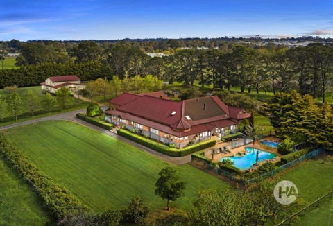 Sommerville Majestic Farm Manor Retreat 5bd 3Bth Pool Spa - Accommodation Perth 0