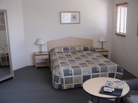 St Marys Park View Motel - Accommodation Perth 1