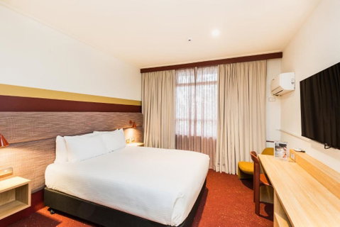 Statesman Hotel - Accommodation Perth 1
