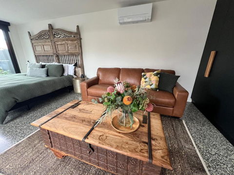 THE BANKSIA SUITE - Accommodation Perth 0