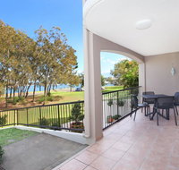 Beachport 14 - 2 BDRM Apt with Canal Views on Parkyn Pde - Accommodation Perth