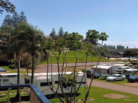 Beachside Getaway - 150m To Beach - Perth Resorts 0