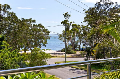 Beachside Haven - Your Perfect Oasis Home - Accommodation Perth 0