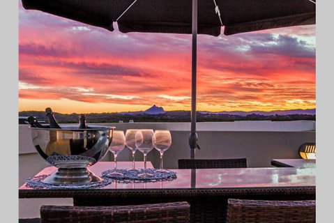 Beachside Penthouse With 360views - Perth Resorts 3