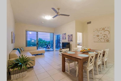 Beachside Penthouse With 360views - Perth Resorts 0