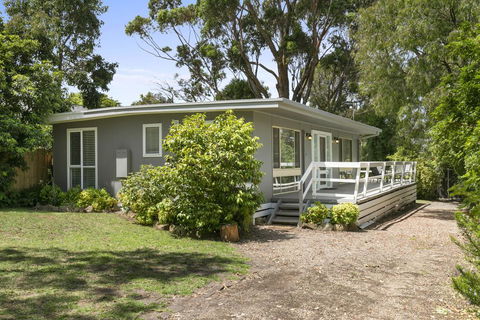 BEAUTY AND THE PEACE - INLET SIDE - Accommodation Perth 0