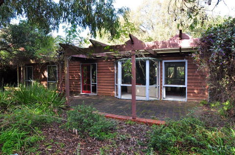 BEECHWOOD - SURF SIDE - Accommodation Perth 0