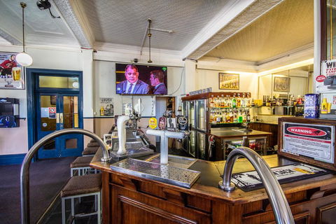 Bellbird Hotel - Accommodation Perth 2