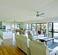 Berringar 71 Green Point - Accommodation Perth