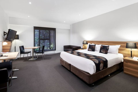 Best Western Plus Ballarat Suites - Accommodation Perth 1