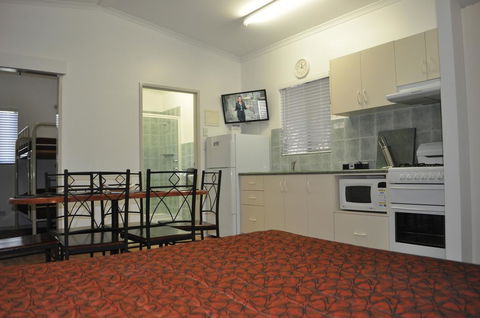 BIG4 MacDonnell Range Holiday Park - Perth Resorts 1