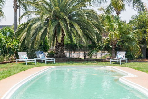 Billabong Motel - Accommodation Perth 1