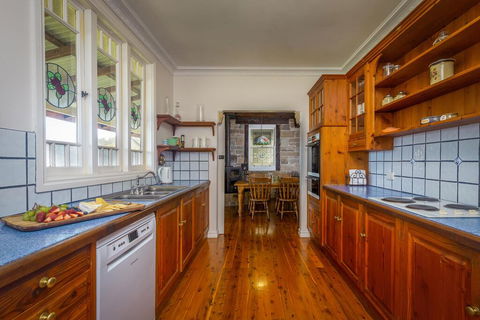 Bimbadeen Mountain Retreat - Accommodation Perth 3