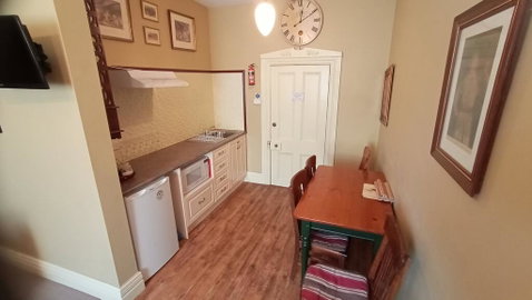 Blakes Manor Self Contained Heritage Accommodation - Accommodation Perth 1