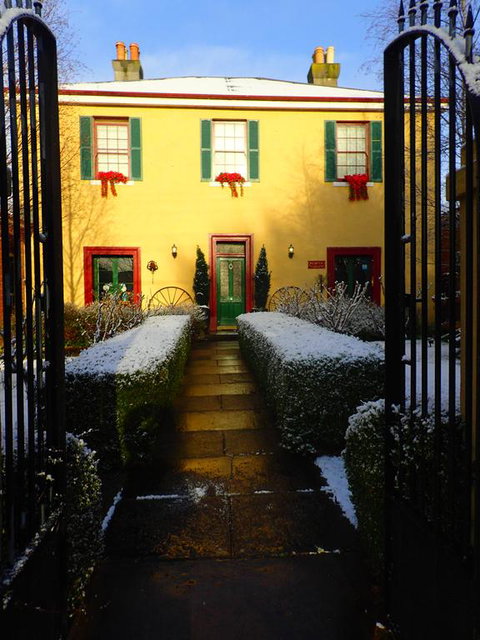 Blakes Manor Self Contained Heritage Accommodation - Accommodation Perth 3