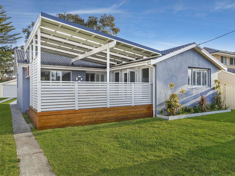 Blue Summer House - Perth Resorts 0