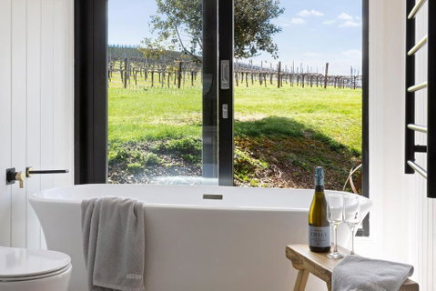 The Lodge By Mt Bellevue - Accommodation Perth 3