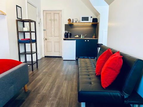 The Loft @ Denver - Accommodation Perth 3