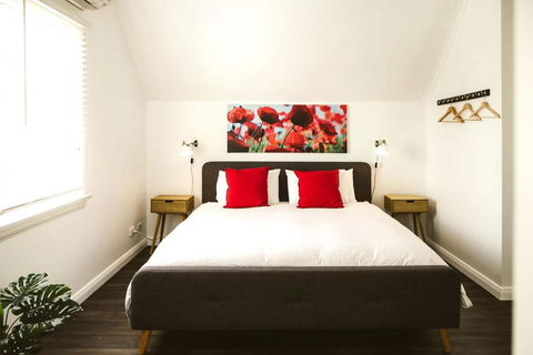 The Loft @ Denver - Accommodation Perth 0