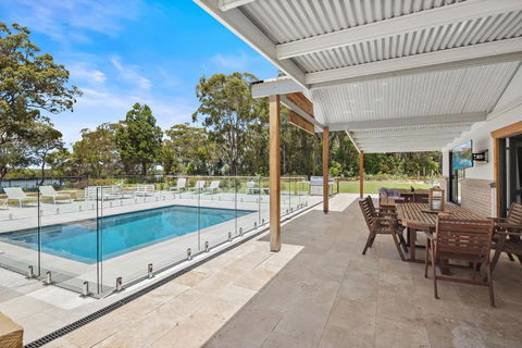 The Retreat - Accommodation Perth 3