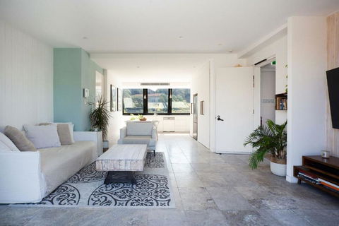 The Treehouse Penthouse - Accommodation Perth 1