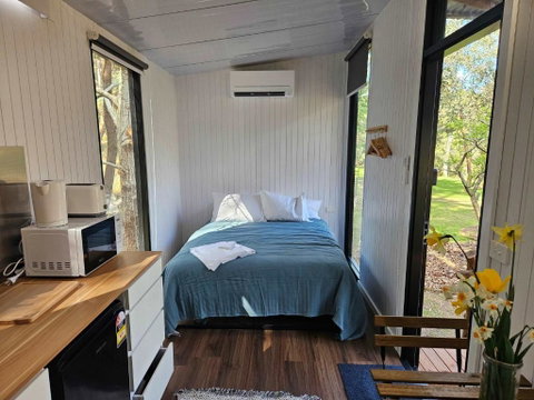 The Verge Of Nowhere Oak By Tiny Away - Accommodation Perth 0