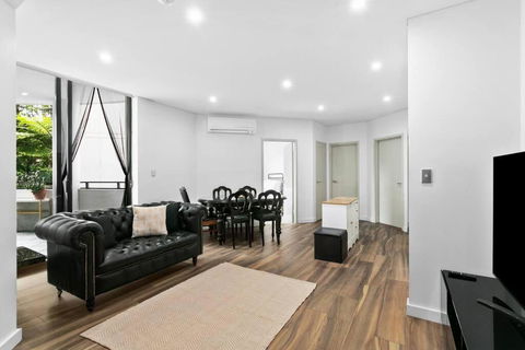 WATT1 - Modern 1 Bedroom Unit In Ultimo - Accommodation Perth 2