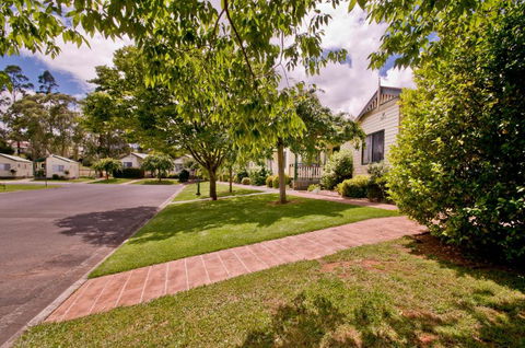 Warragul Gardens Holiday Park - Perth Resorts 1