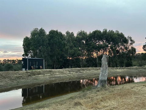 Waterfront Tiny Home In FarmStay - Accommodation Perth 0