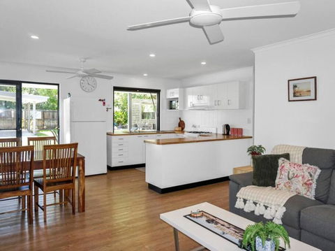 Welcome To The Crab Shack - Accommodation Perth 0