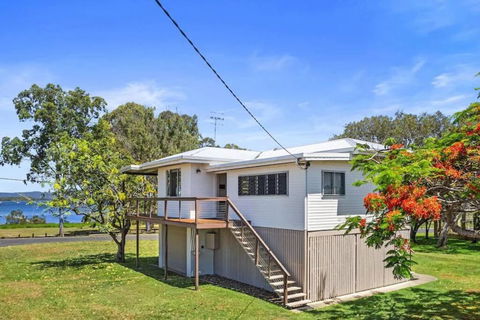 Welcome To Waterfront Views - Accommodation Perth 0