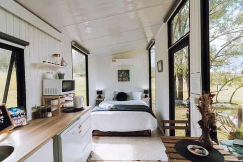 Willow Dale Farm By Tiny Away - Accommodation Perth 3