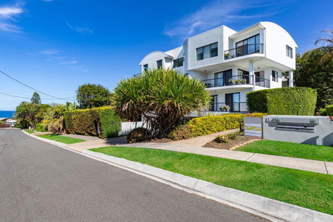 Your Home From Home With Ocean Views - Accommodation Perth 1