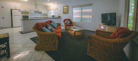 Darwin House - Perth Resorts 2