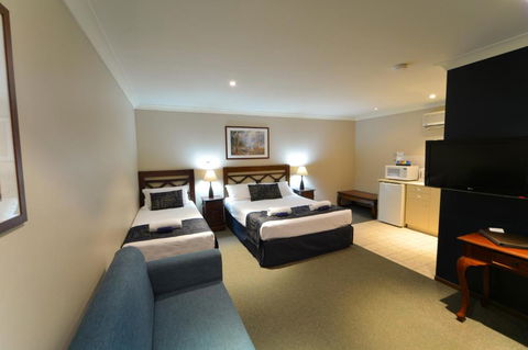 Wattle Grove Motel - Perth Resorts 0