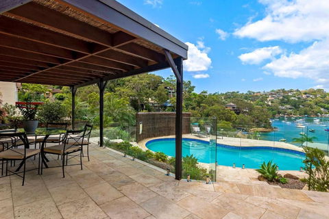 World Class Villa Manly Beach HarbourView Sauna Private Beach - Accommodation Perth 3