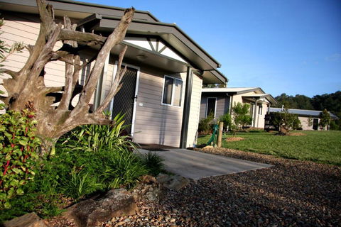 Yabbaloumba Retreat - Accommodation Perth 0