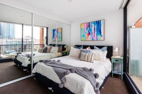 Yarra River Retreat - A Central Gateway On Flinders - Accommodation Perth 2