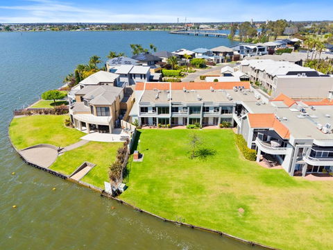 Yarrawonga Lakeside Apartment 50 - Accommodation Perth 0