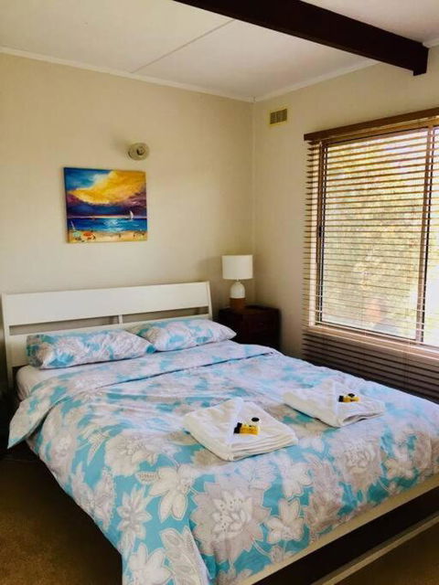 YOLO- Beach-house Views, Near Penguins, Nbn! - Accommodation Perth 2