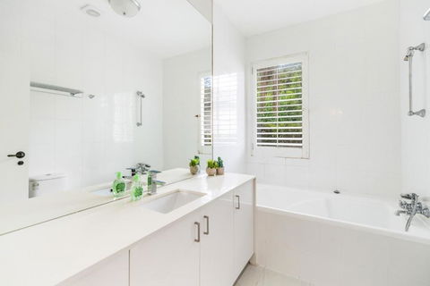 Your Holiday Home In Mosman - Accommodation Perth 2