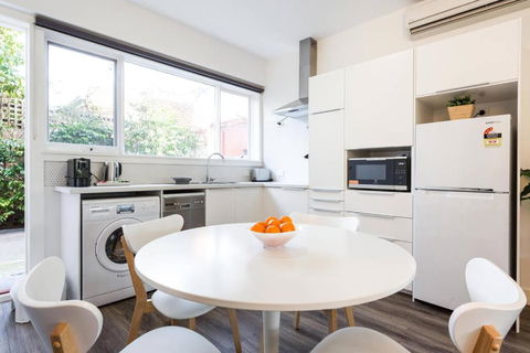 Your Home Away From Home - Accommodation Perth 0