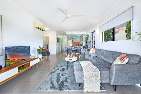 ZEN NOMAD 2-BR Nightcliff Apt Near Markets & Shops - Perth Resorts 0