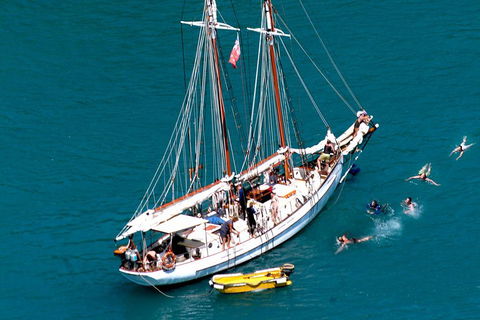Whitehaven Beach Sailing And Snorkeling Cruise - Accommodation Perth 3